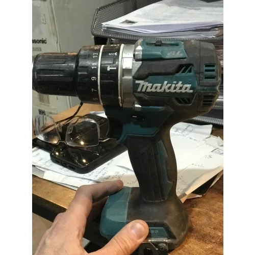 Wkrętarka Makita DHP484